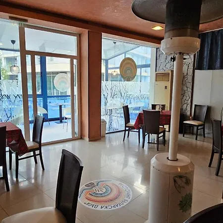 Apartment Rainbow 2 40 *