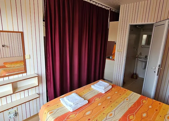 Apartament Rainbow 2 40 *